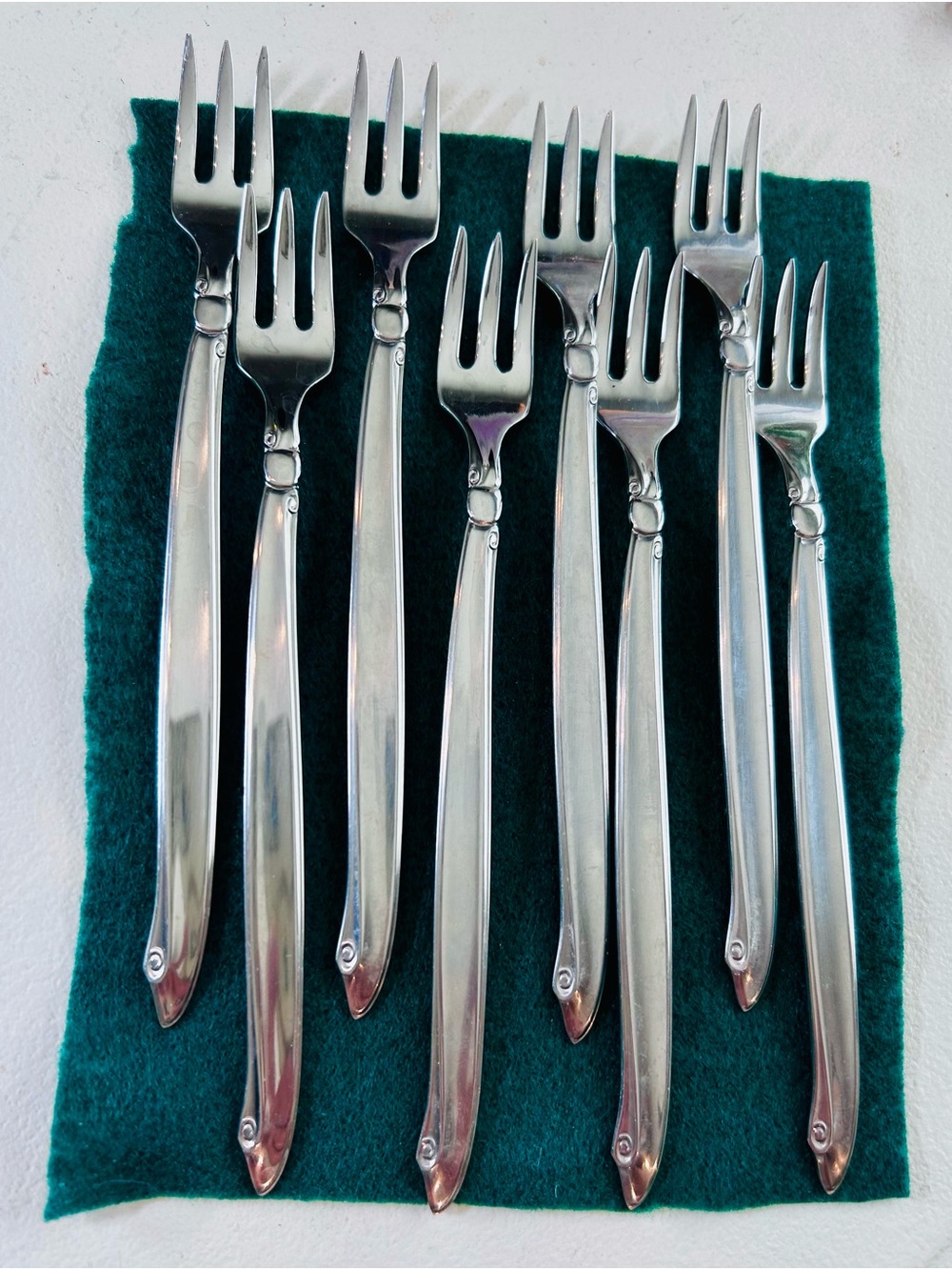 Vintage Community Polished Silver Stainless Salad/Dessert Forks - Set of 8